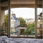 Hotel Royal Garden Champs-élysées 4*