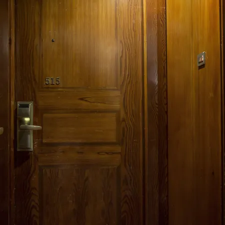 Hotel Royal Garden Champs-elysees