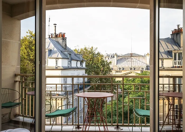 Szálloda Royal Garden Champs-elysees 4*