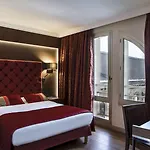 Royal Garden Champs-elysees 4*