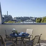 Hotel Royal Garden Champs-elysees