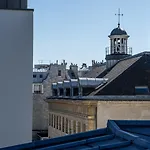 Hotel Royal Garden Champs-elysees
