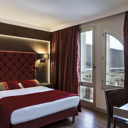 Royal Garden Champs-élysées 4*