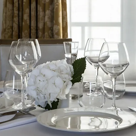 Royal Garden Champs-élysées 4* Paris