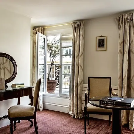 Hotel Royal Garden Champs-élysées 4*