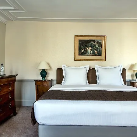 Hotel Royal Garden Champs-elysees