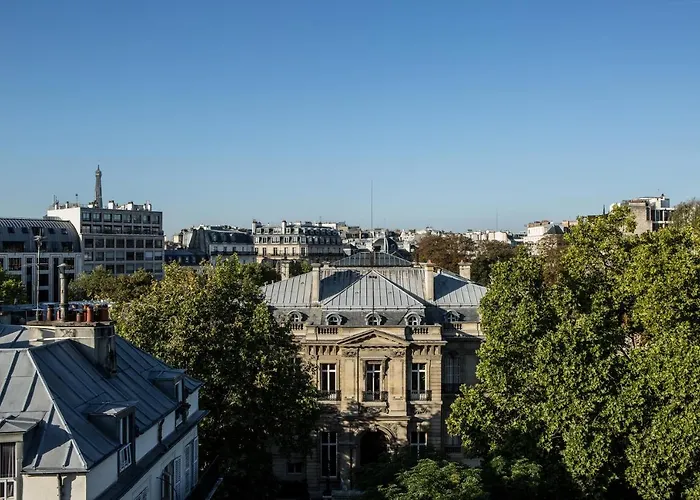 Royal Garden Champs-elysees Hotel Paryż