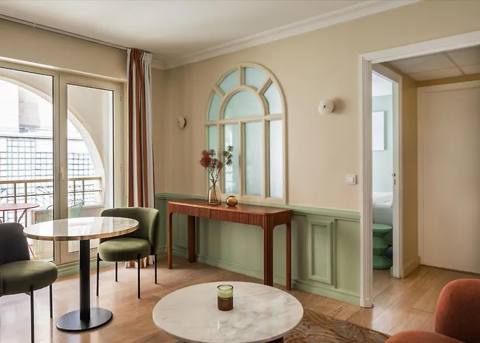 Royal Garden Champs-elysees Paryż