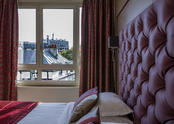 Royal Garden Champs-elysees Hotel Paryż