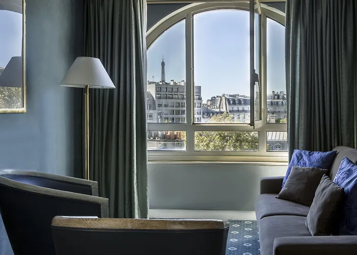 Royal Garden Champs-elysees Hotel Paryż