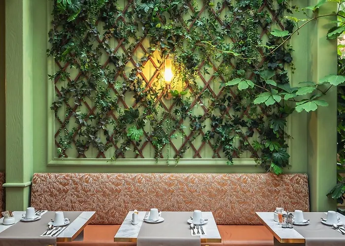 Royal Garden Champs-elysees 4* Paryż