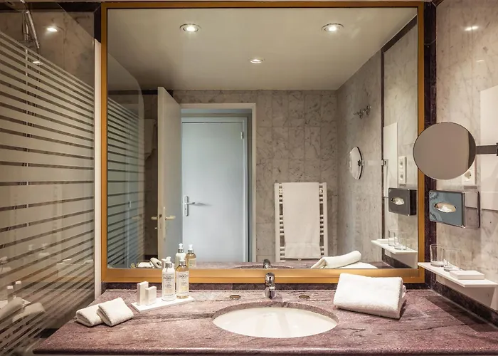 Royal Garden Champs-elysees 4* Paryż