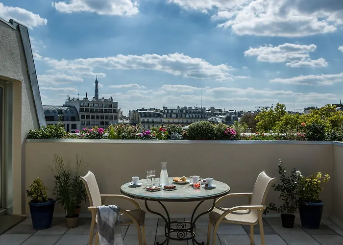 Royal Garden Champs-elysees