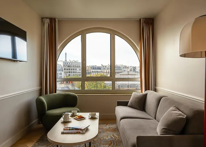 Royal Garden Champs-elysees 4* Paryż