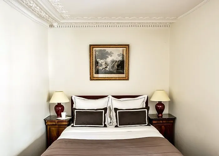 Hotel Royal Garden Champs-elysees Paryż